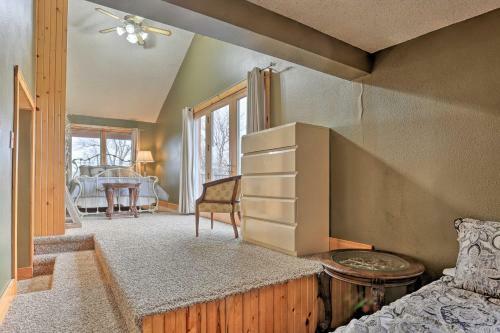 Family-friendly Getaway On 12-acre Trout Farm