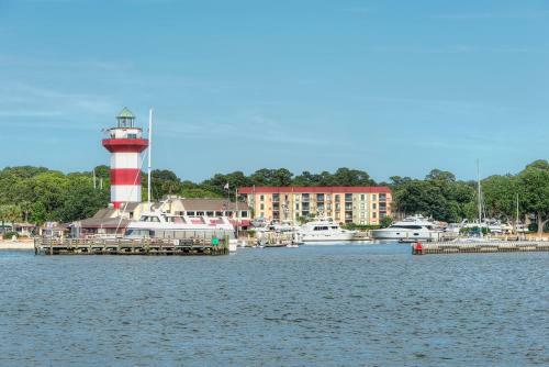 Mooring Buoy 187, 4 Bedrooms, Deck, Lagoon, Sleeps 10