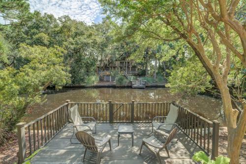 Mooring Buoy 187, 4 Bedrooms, Deck, Lagoon, Sleeps 10