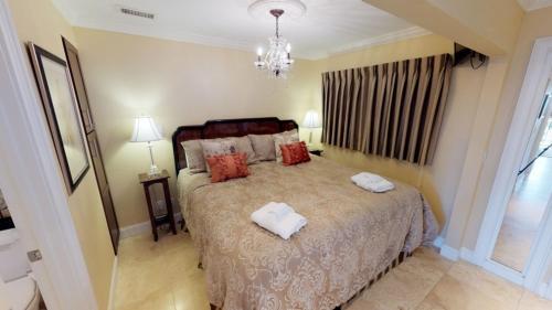 C Watch - Folly Field Villa With Oceanfront Pool