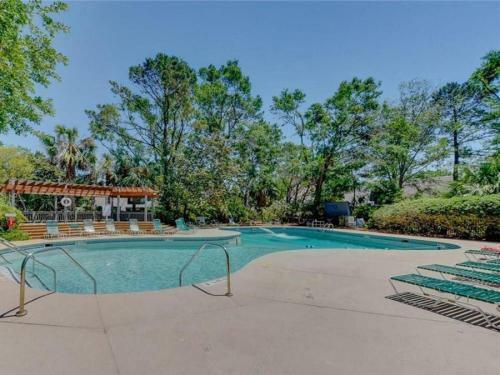 243 Turnberry Village