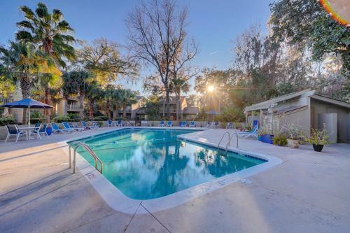 19 Sailmaster 3 Br Condo Shipyard Pool