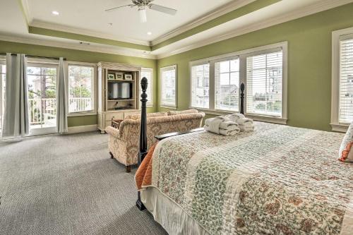Upscale Beach Escape With Private Pool And Spa!
