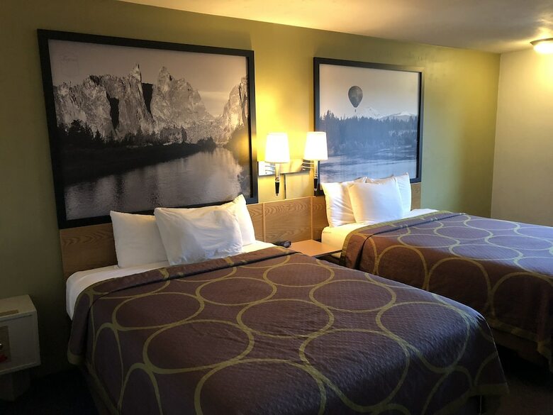 Hotel Super 8 Redmond