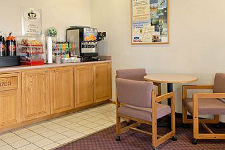 Hotel Super 8 Redmond