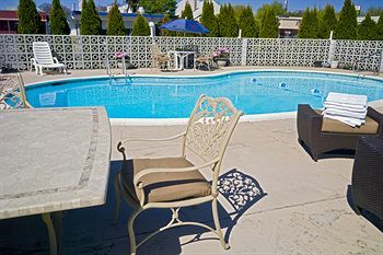 Hotel Rogue Valley Inn
