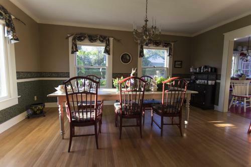 The White House Bed And Breakfast