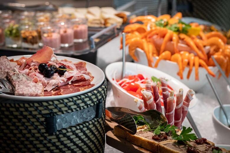 Golden Tulip Lyon Ouest Techlid Hotel & Spa