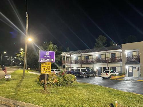 Hotel Bravo Inn