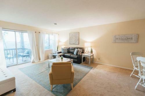Apartamento Stylish Elegant Getaway King Bed Deck Views