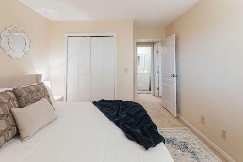 Apartamento Stylish Elegant Getaway King Bed Deck Views