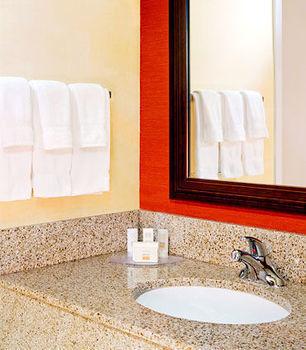 Hotel Courtyard By Marriott Rye