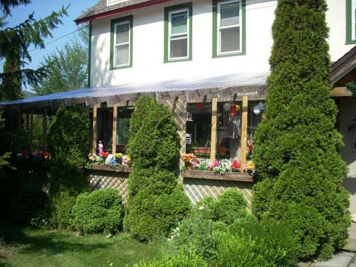 Gateway Lodge