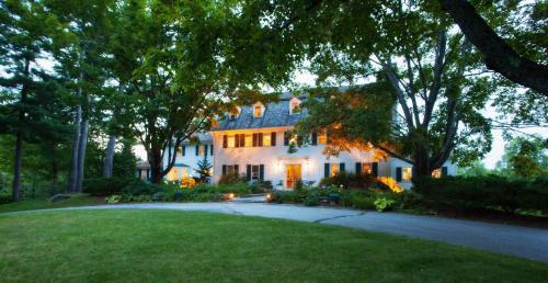 Bed & Breakfast Adair Country Inn & Restaurant