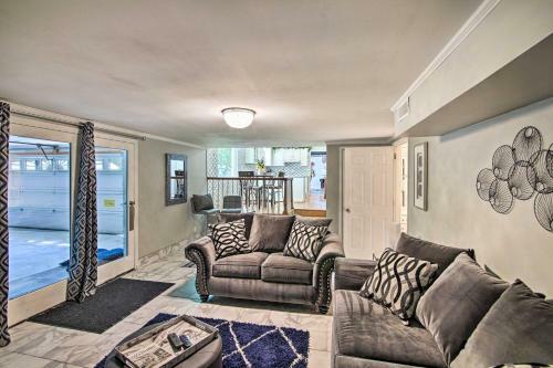 Family Home On Cumberland River With Boat Dock!