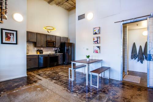 Apartamento Sterchi Lofts Getaway - Downtown Knoxville