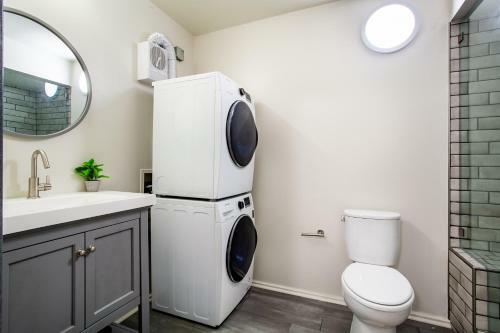 Apartamento Spacious Sterchi Loft Getaway- Downtown Getaway