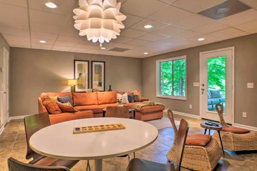 Resort-style Home On Tims Ford Lake, Steps To Dock