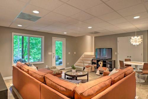 Resort-style Home On Tims Ford Lake, Steps To Dock