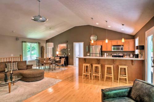 Resort-style Home On Tims Ford Lake, Steps To Dock