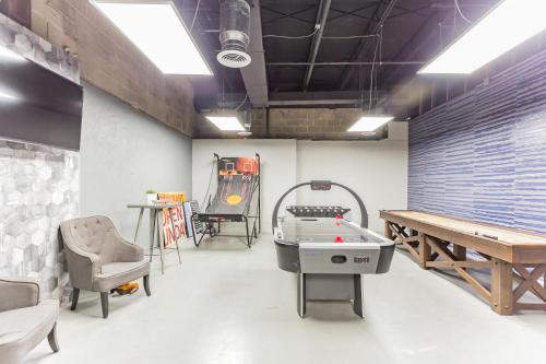 Apartamento Downtown Memphis Studio - Walk Score 85 With Balcony