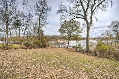 Family Alba Home With Boat Dock On Lake Fork!