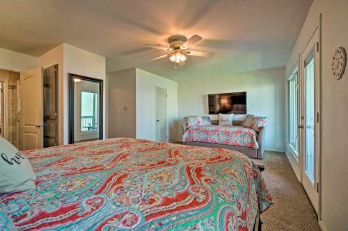 Relaxing Escape On Lake Livingston With Patio!