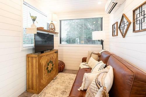 The Live Oak Tiny Container Home Near Magnolia