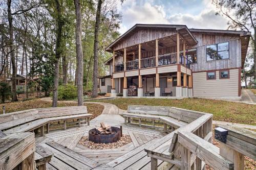 Lakefront Burkeville Gem With Boathouse And Dock!