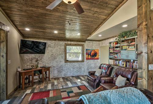 Renovated Home Overlooking Palo Duro Canyon!