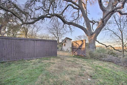 Cottage With Scenic Views 18 Mi To San Antonio