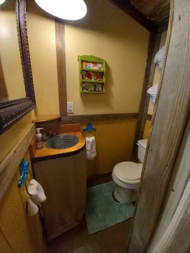 Hostal The General Store - Charming Suite Themed As A 1890s Mercantile