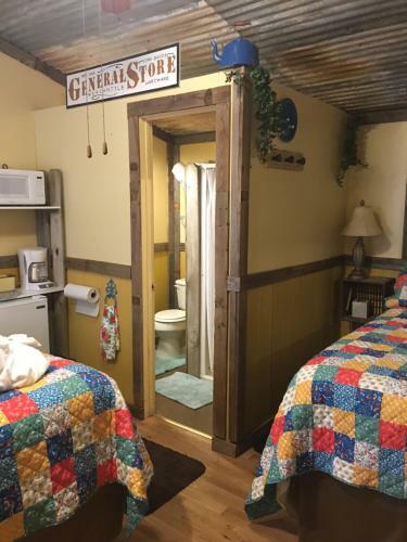 Hostal The General Store - Charming Suite Themed As A 1890s Mercantile