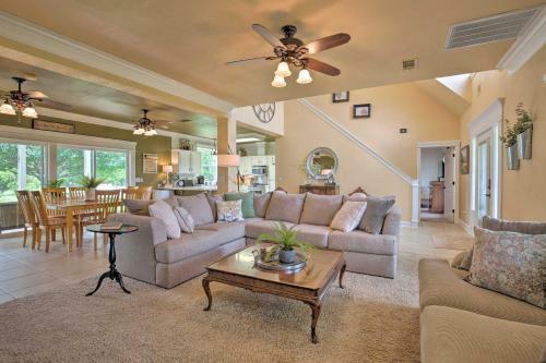 Lovely Celina Home With Patio And Views On Lake!