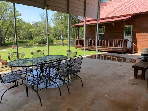 Whites Creek Lodge