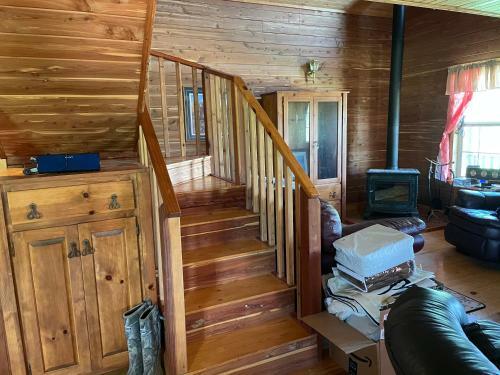Whites Creek Lodge