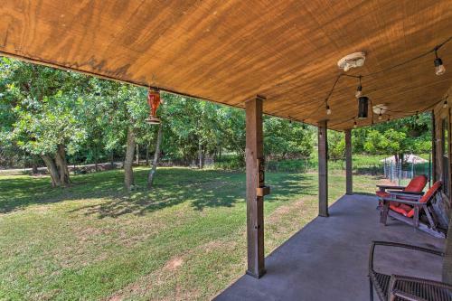 Collinsville Cabin On 130-acre Horse Ranch!
