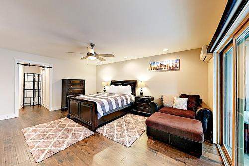Weho Townhome Apt 8