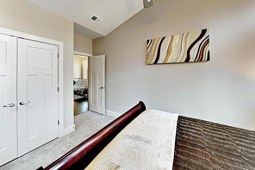 Weho Townhome Apt 8