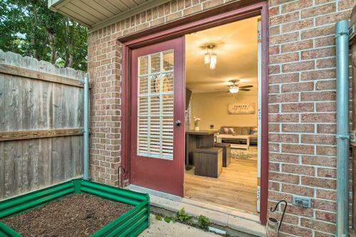 Apartamento Charming Condo With Pool About 2 Mi To Texas A And M!
