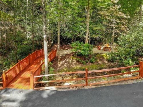 Laurel Creek Hideaway