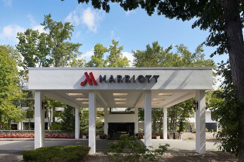 Hotel Park Ridge Marriott