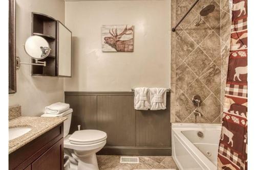 Creek Dreamin' #209 By Aunt Bug's Cabin Rentals