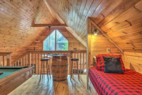 Sevierville Cabin With Furnished Deck And Balcony