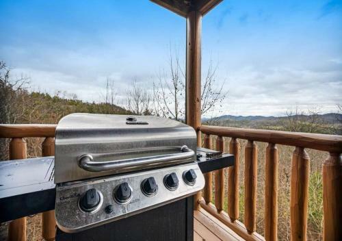 Beyond Expectations - Pigeon Forge, Tn By Ts