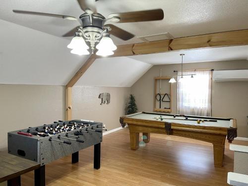 Mountain Rooster Inn Home