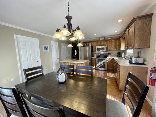 Mountain Rooster Inn Home