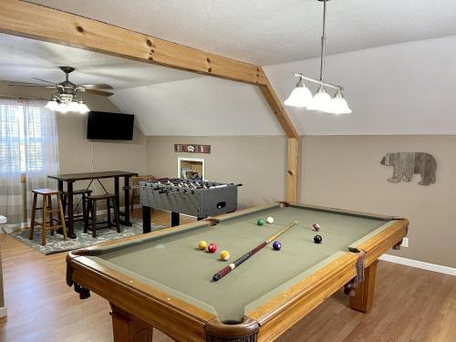 Mountain Rooster Inn Home
