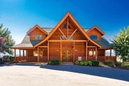 Serenity Mountain Pool Lodge