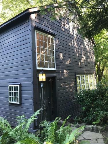 Bed & Breakfast Cs Coach House